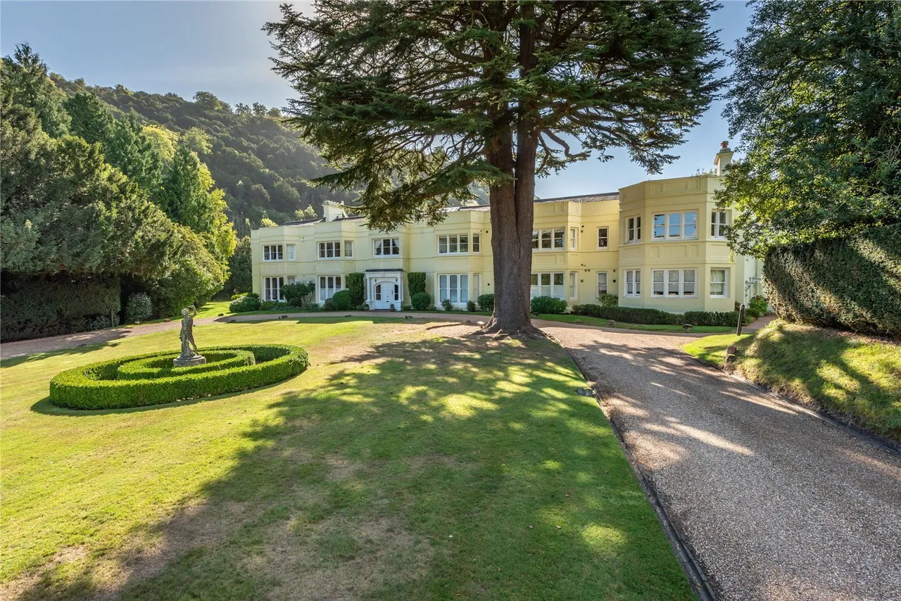 London Road, Dorking, RH5, photo 4