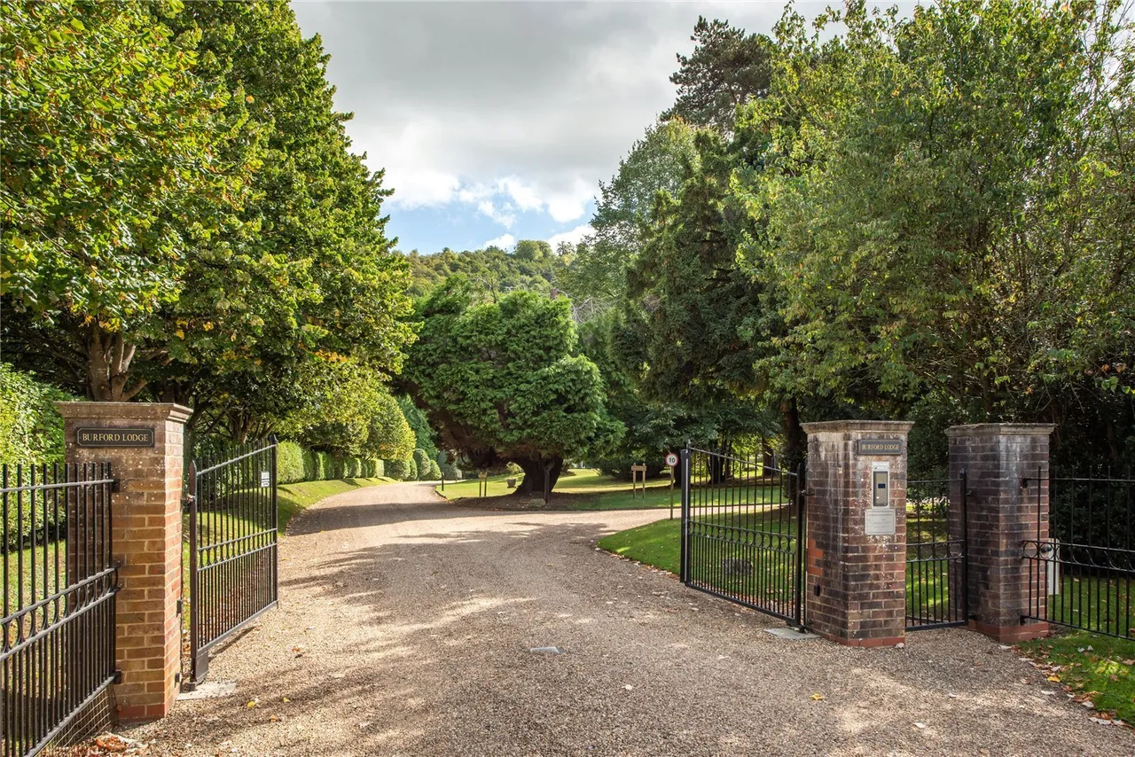 London Road, Dorking, RH5, photo 18