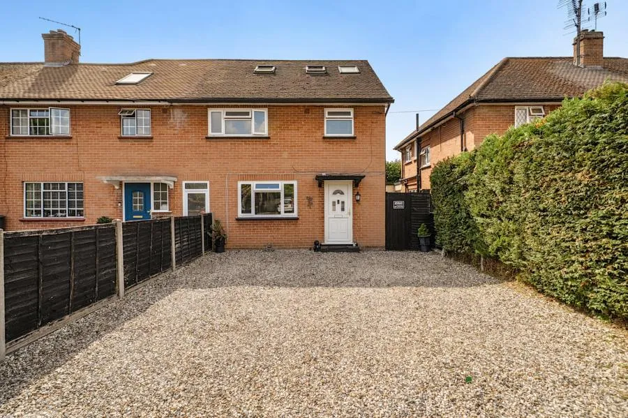 5 bed property for sale, Western Avenue, Egham, TW20