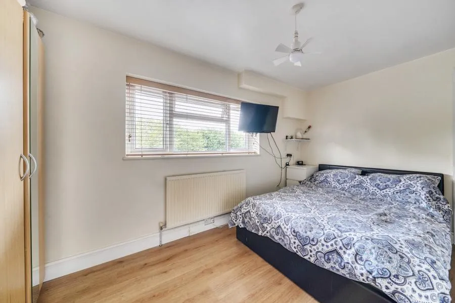 Western Avenue, Egham, TW20, photo 6