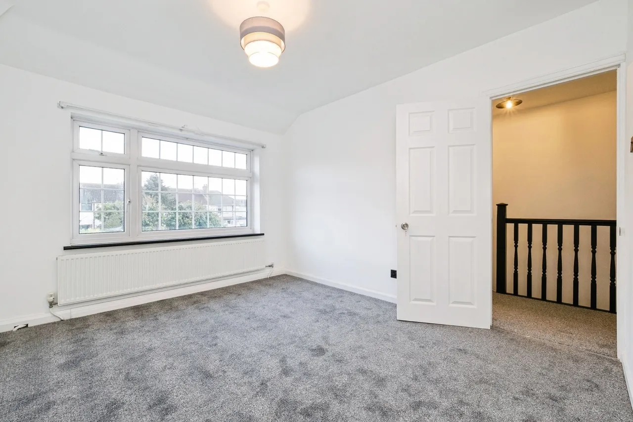 Eyhurst Avenue, Hornchurch, RM12, photo 16