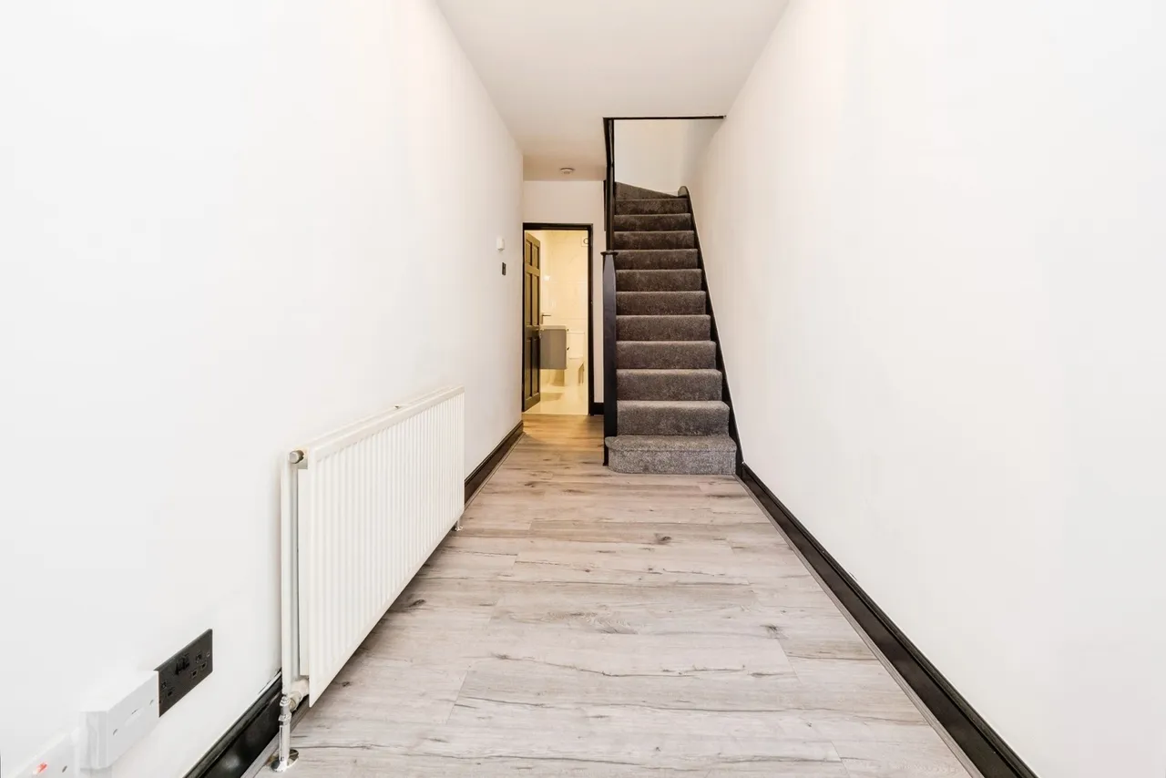 Eyhurst Avenue, Hornchurch, RM12, photo 4