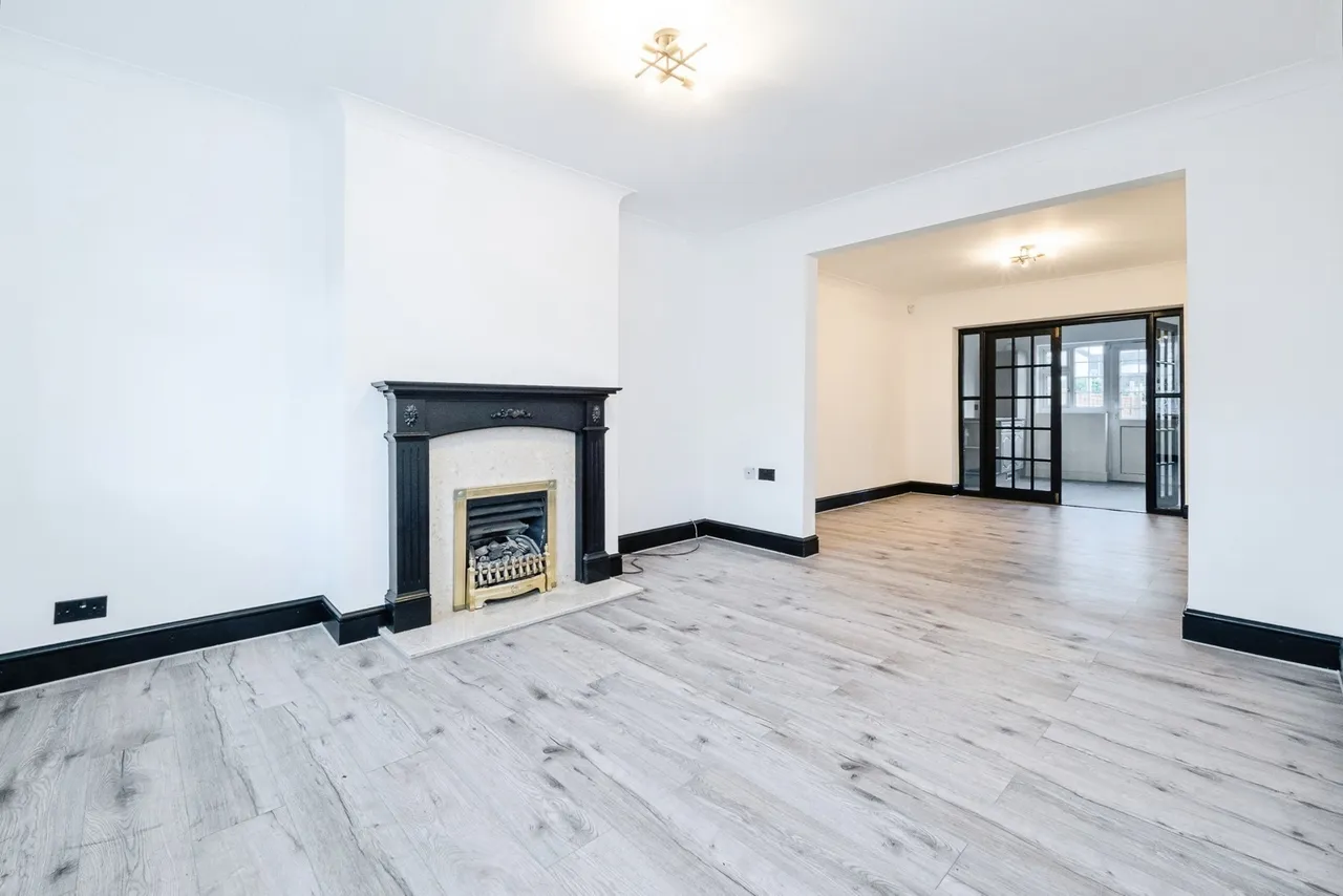 Eyhurst Avenue, Hornchurch, RM12, photo 14