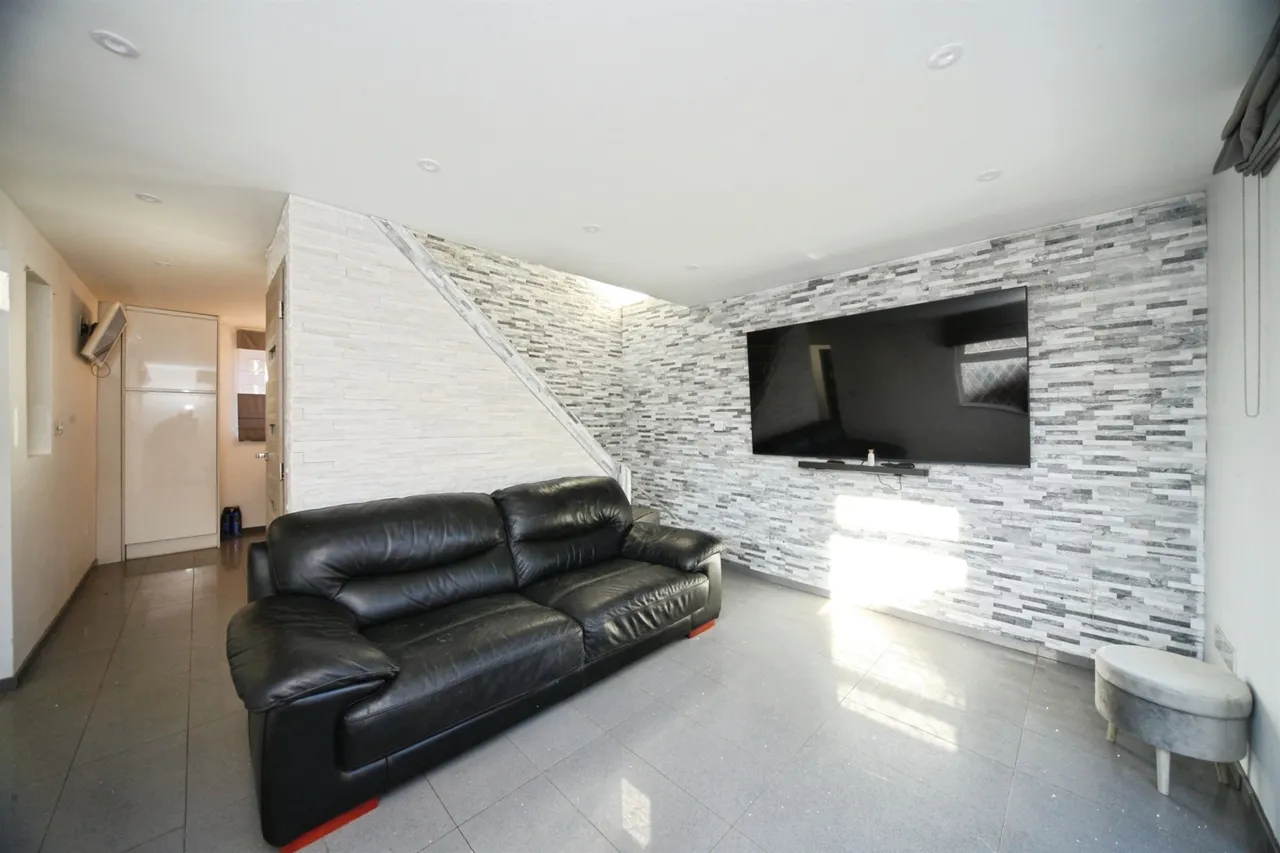 Bunting Road, Luton, LU4, photo 6