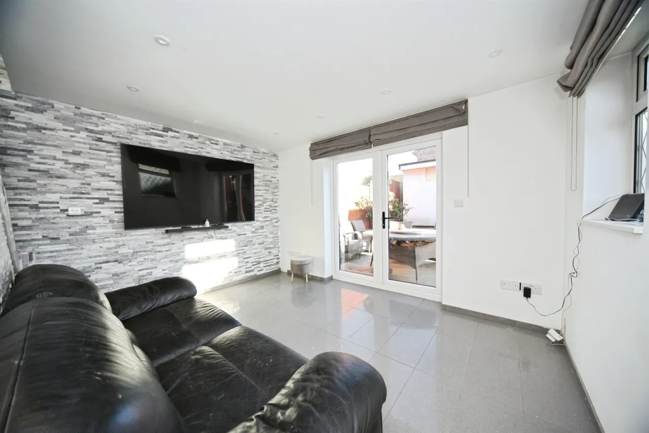 Bunting Road, Luton, LU4, photo 8