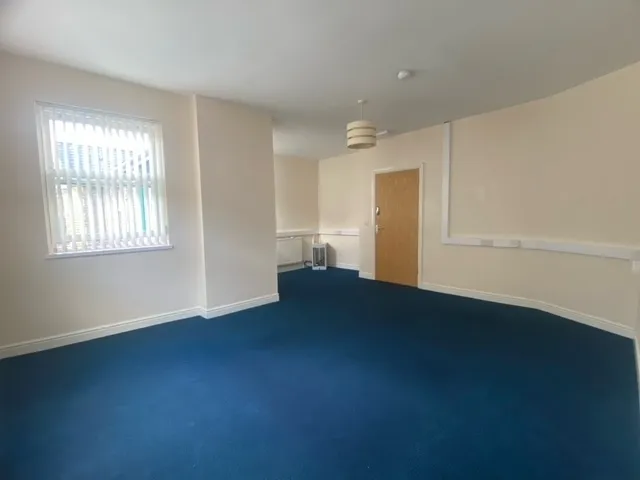 2 bed flat to rent, Bethcar Street, Ebbw Vale, NP23