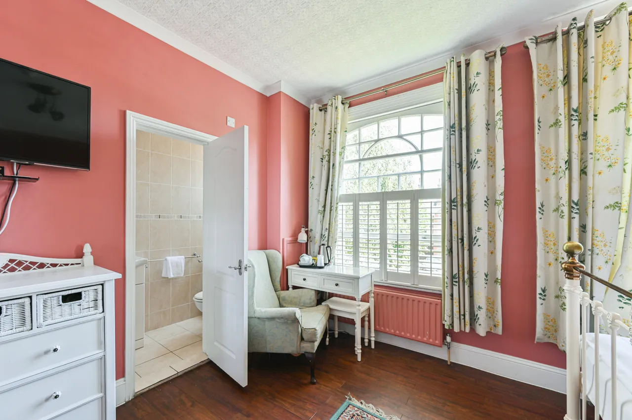 London, SW12, photo 31