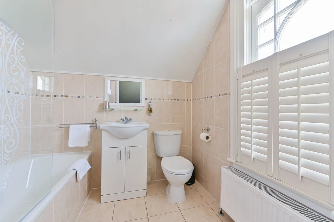 London, SW12, photo 35