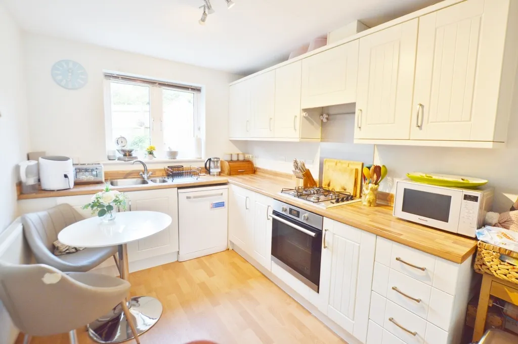Cecil Place, Lytchett Matravers, Poole, BH16 6FG, photo 4
