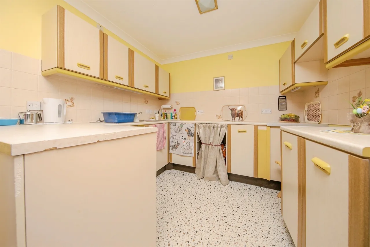 Rosemary Road, Clacton-On-Sea, photo 4