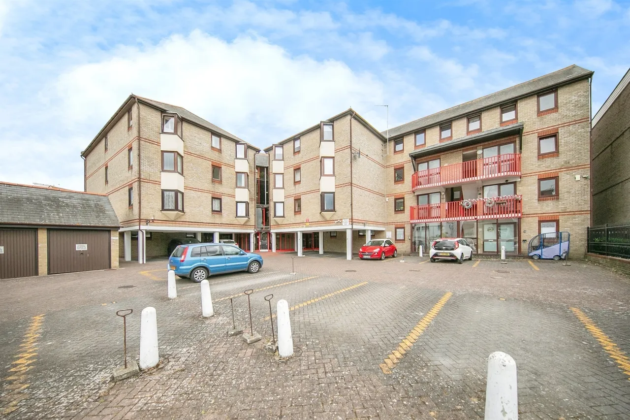 Rosemary Road, Clacton-On-Sea, photo 12
