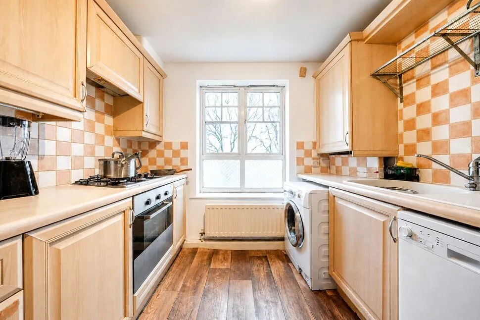Greenhaven Drive, London, SE28, photo 4