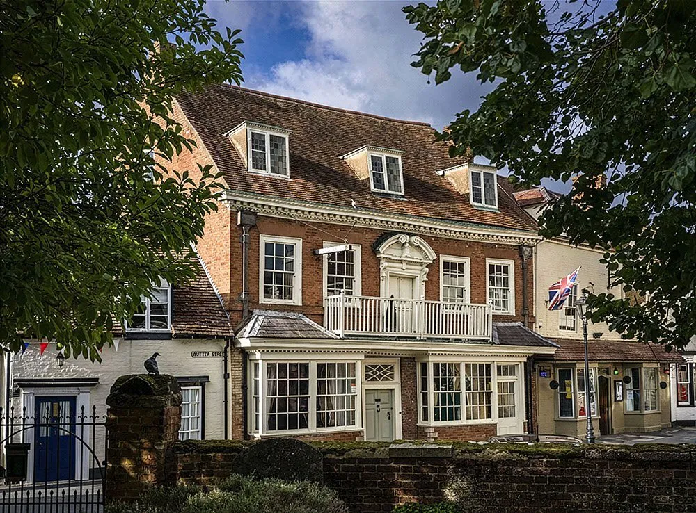 8 bed house for sale, Henley Street, Alcester, B49