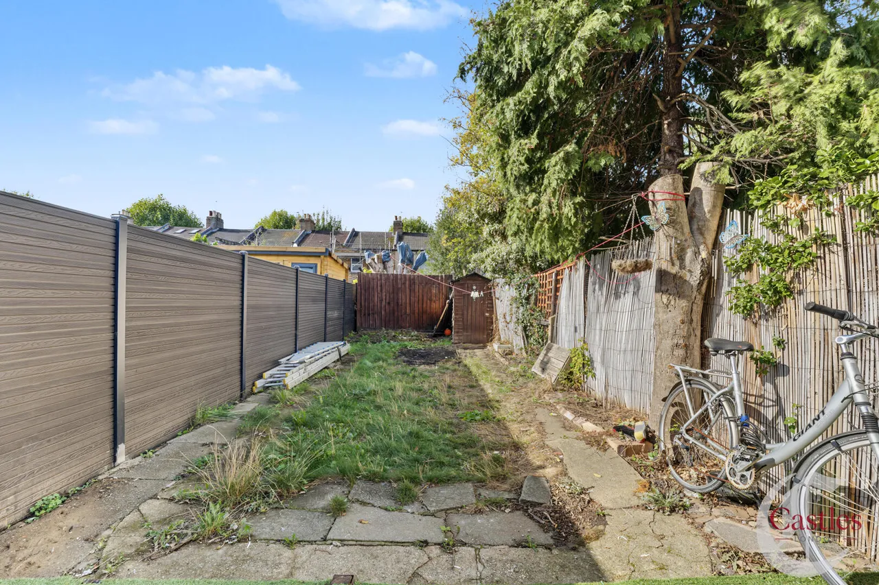 St. Peter’s Road, London, N9, photo 8