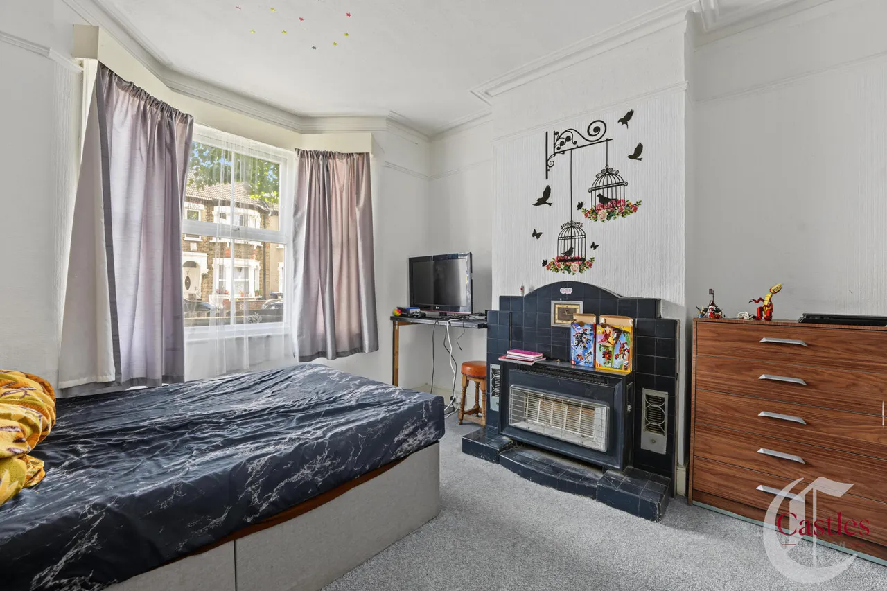 St. Peter’s Road, London, N9, photo 14