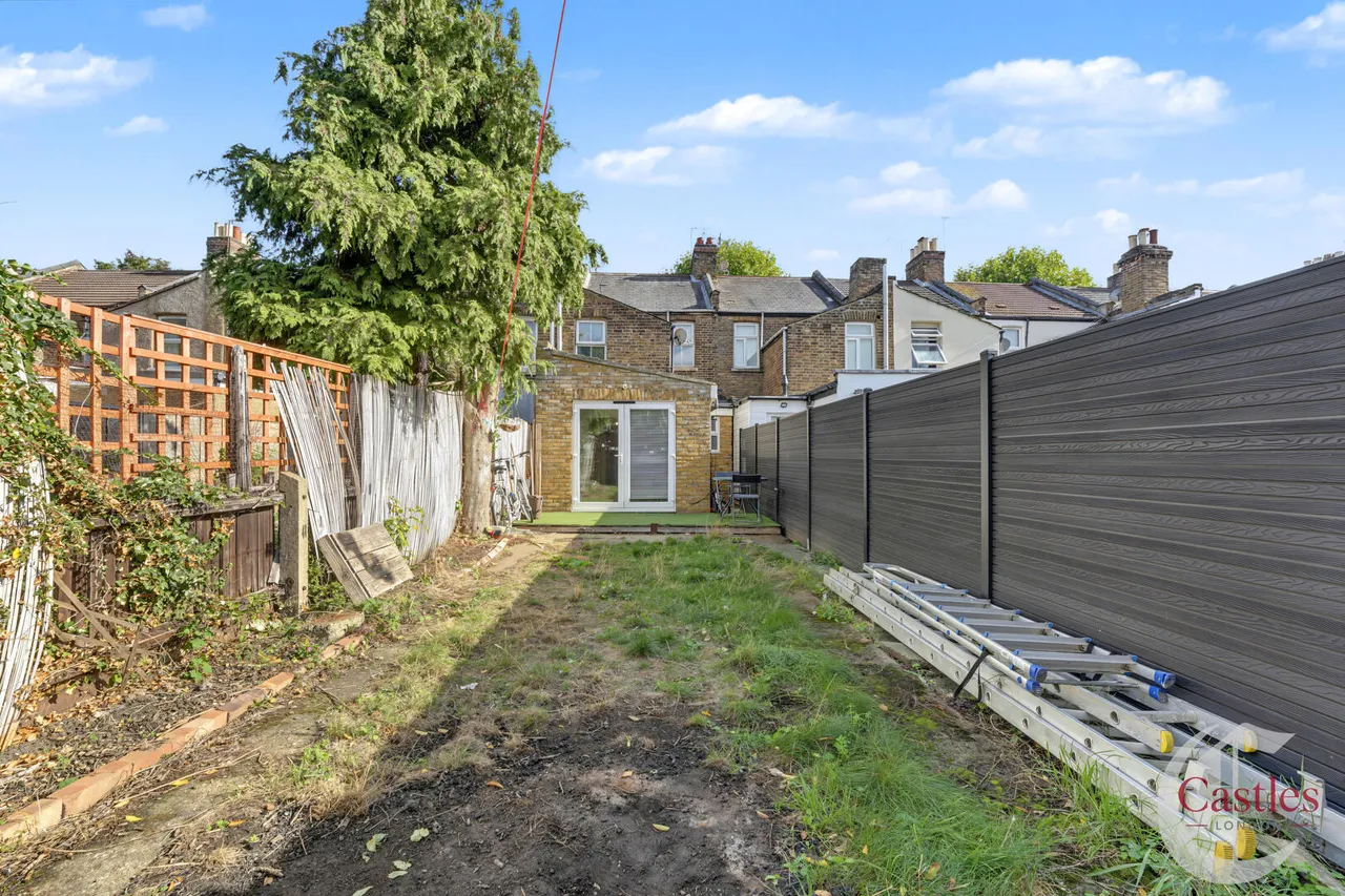St. Peter’s Road, London, N9, photo 17