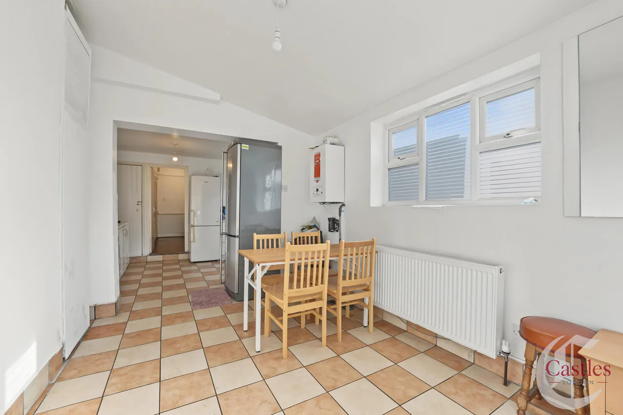 St. Peter’s Road, London, N9, photo 20