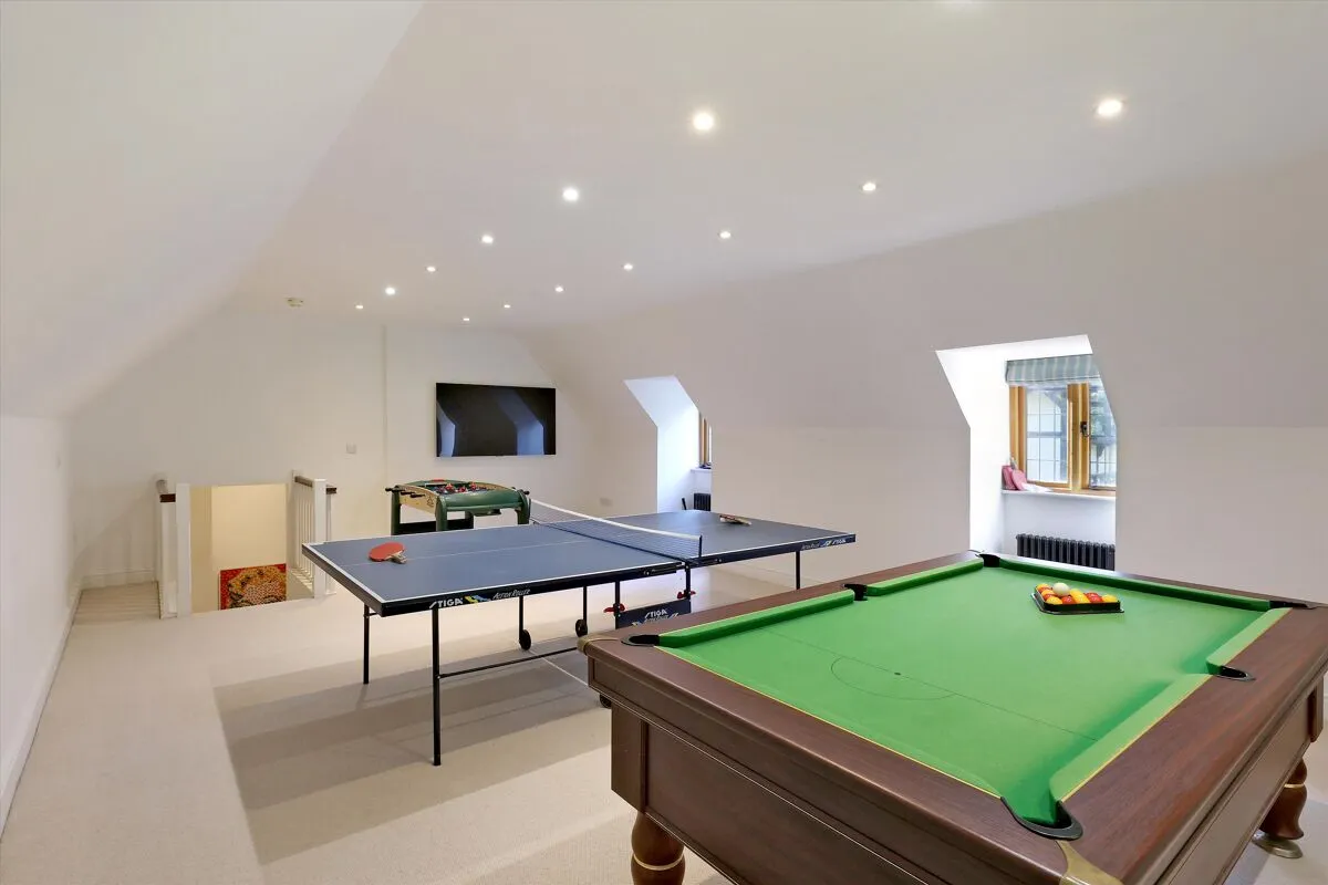 Callow Hill, Wentworth, GU25, photo 17