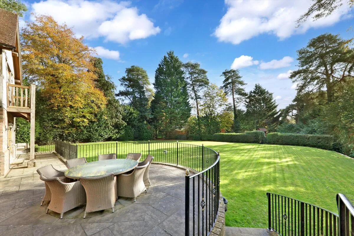 Callow Hill, Wentworth, GU25, photo 20