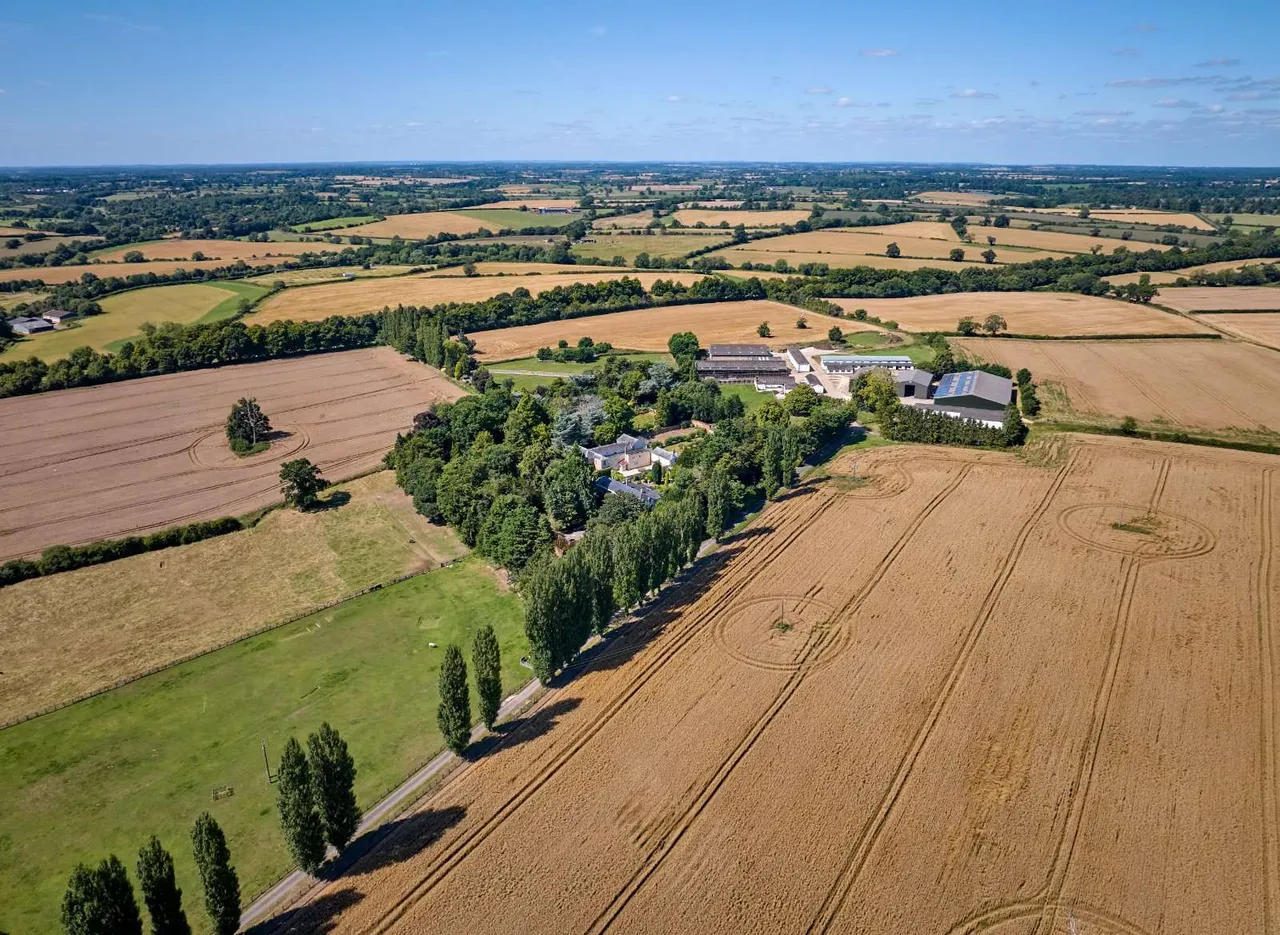 Lot 2 | Castle Fields, Stowe Avenue, Buckingham, Buckinghamshire, MK18 6AA, photo 9