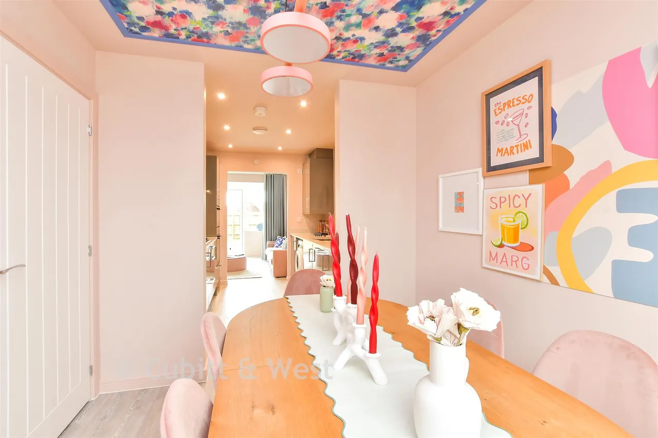 Elizabeth Square, Worthing, BN12, photo 22