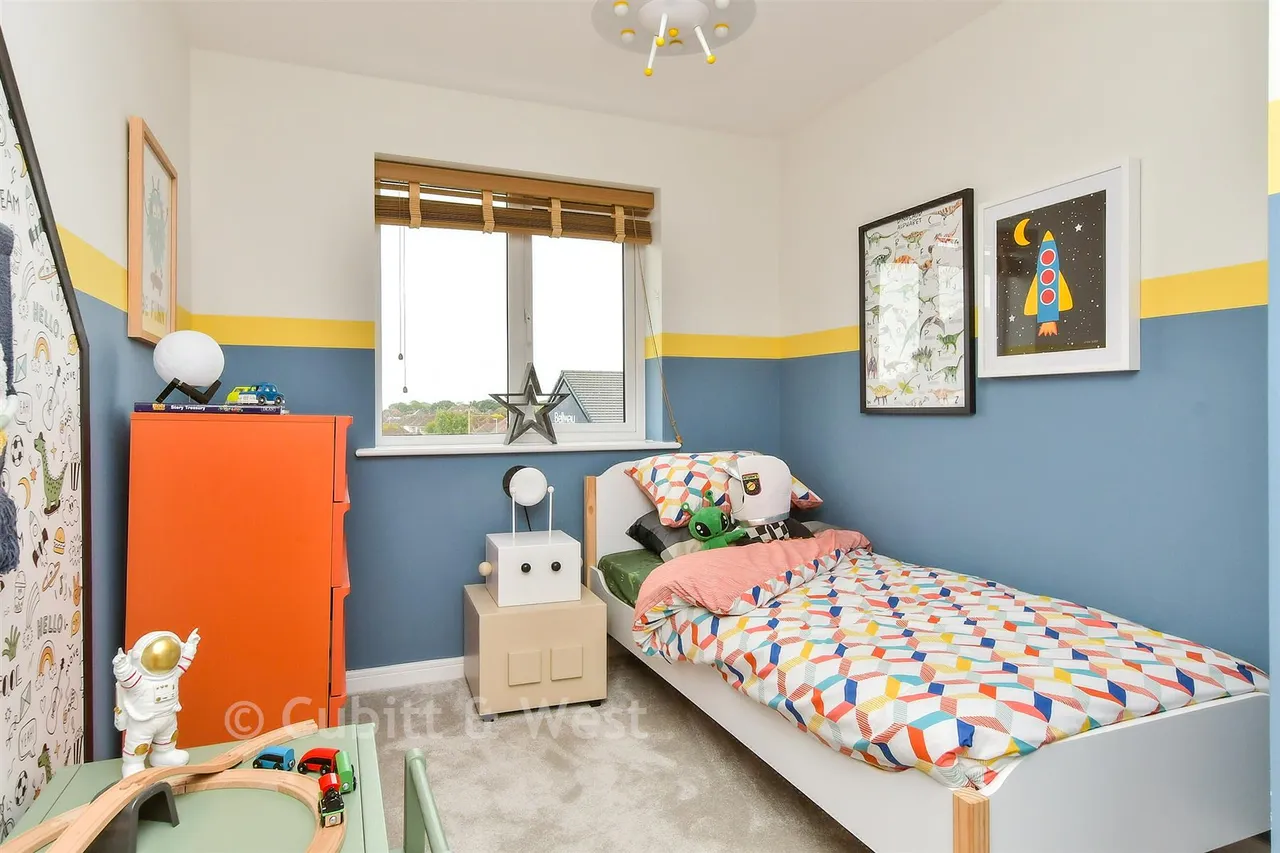 Elizabeth Square, Worthing, BN12, photo 32