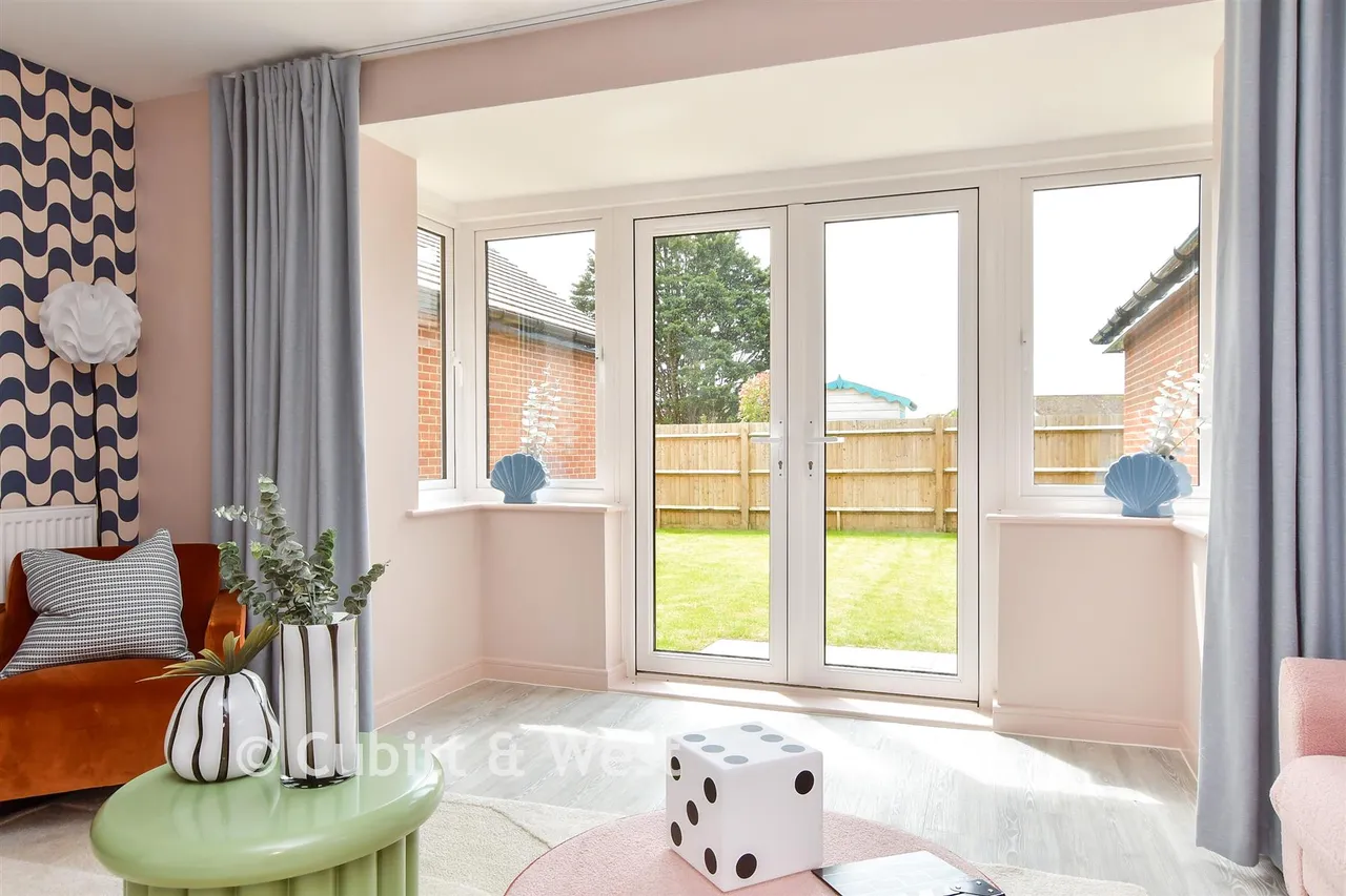Elizabeth Square, Worthing, BN12, photo 11