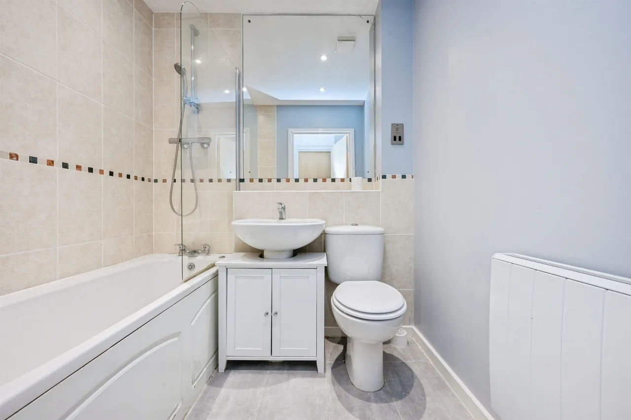 Alder Road, Weston Turville, Aylesbury, photo 9