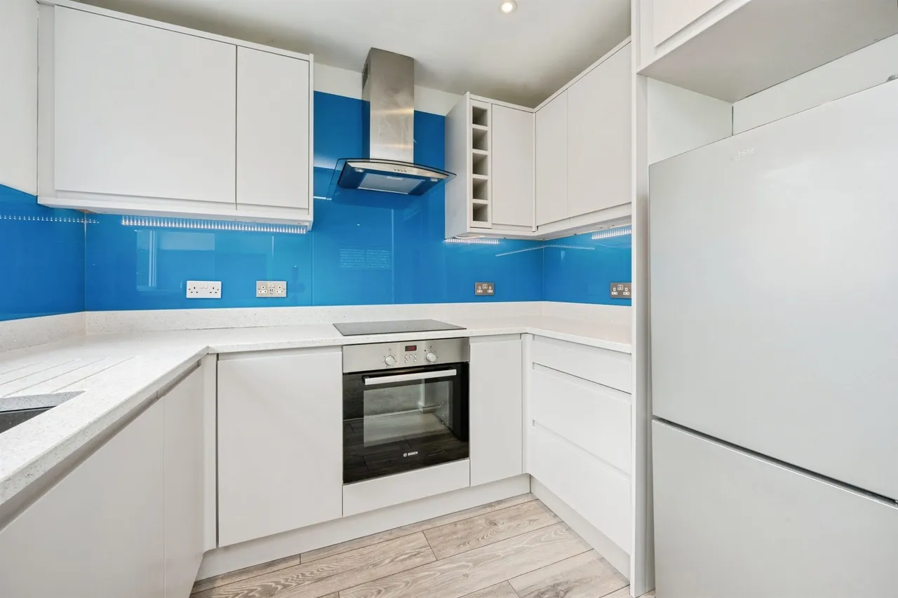 Alder Road, Weston Turville, Aylesbury, photo 4
