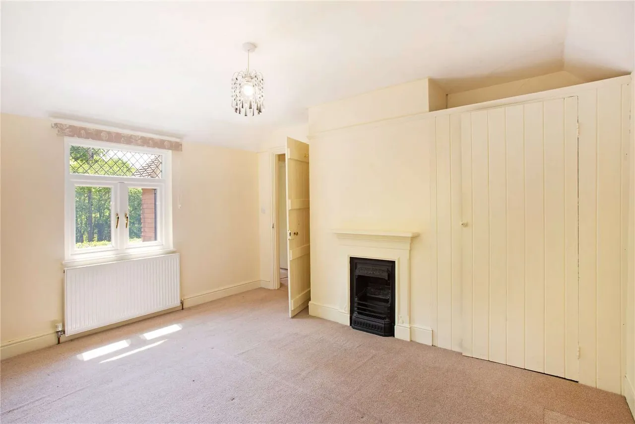 Brenchley Road, Horsmonden, Tonbridge, Kent, TN12 8DN, photo 10