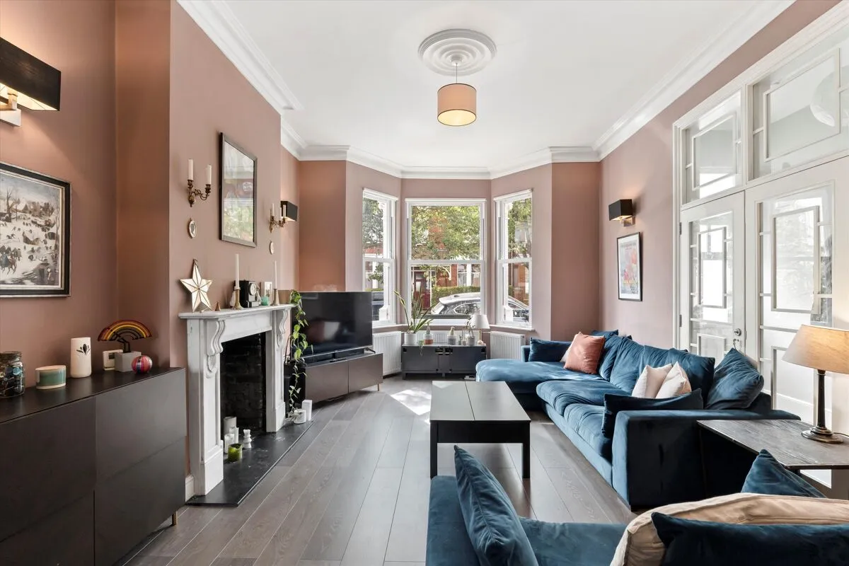 Baldwyn Gardens, London, W3, photo 6