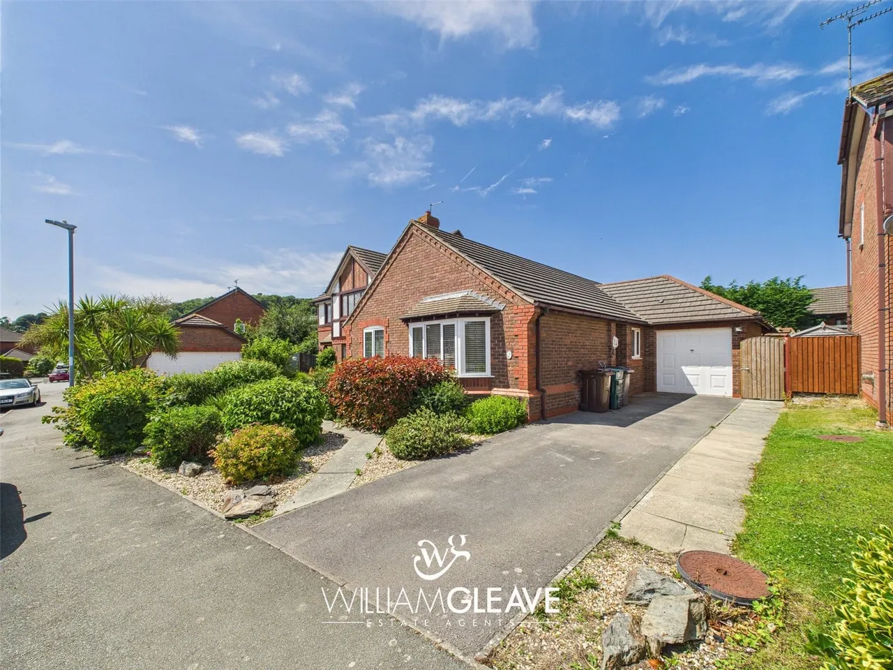 3 bed house for sale — Gloddaeth View, Penrhyn Bay, Llandudno, Conwy, LL30 3FB
