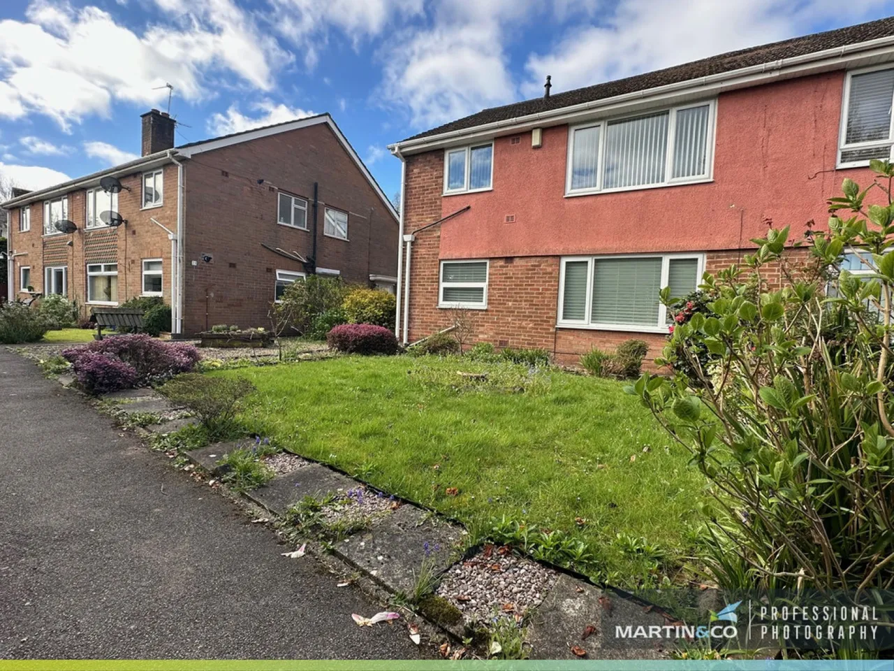 2 bed flat for sale — Rees Close, Newport