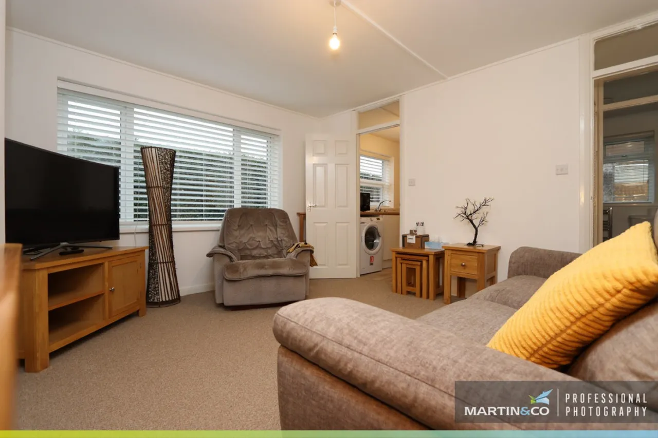 Rees Close, Newport, photo 9
