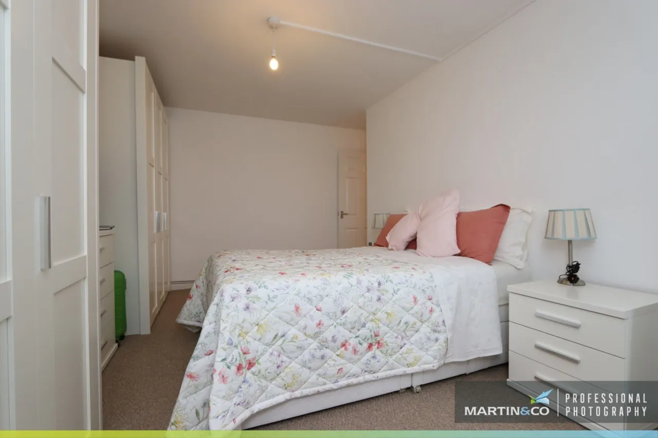 Rees Close, Newport, photo 12