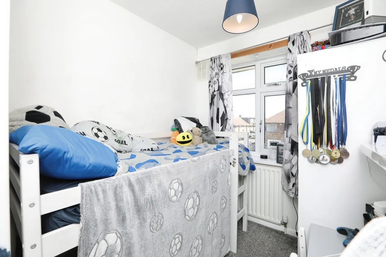 Suffolk Avenue, Rainham, Gillingham, Kent, ME8, photo 7