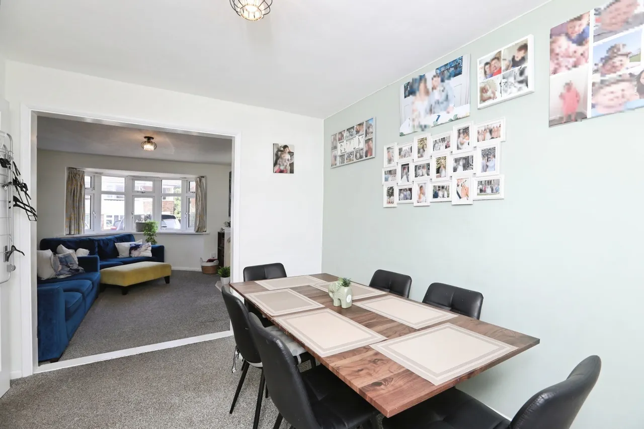 Suffolk Avenue, Rainham, Gillingham, Kent, ME8, photo 19