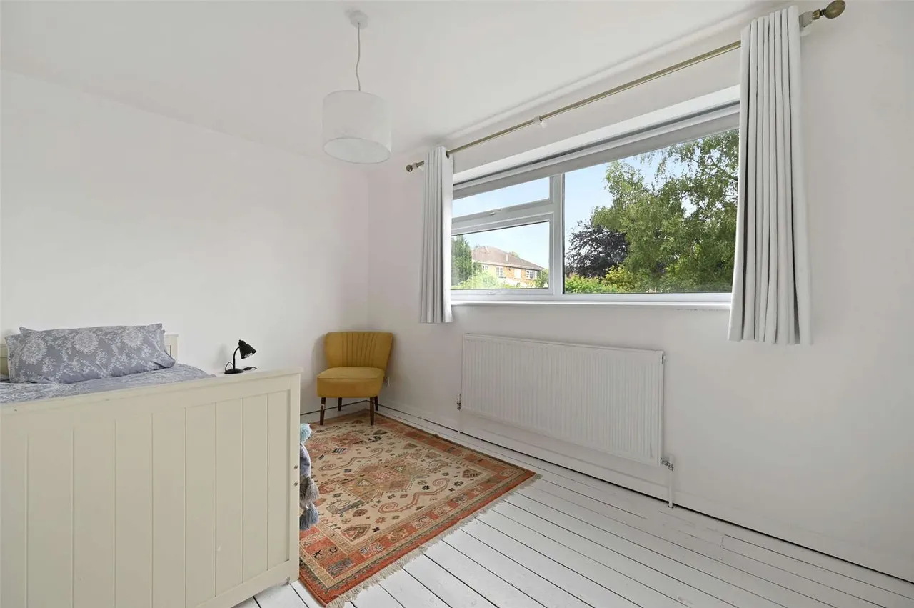 York Close, Kings Langley, Hertfordshire, WD4 9HX, photo 9