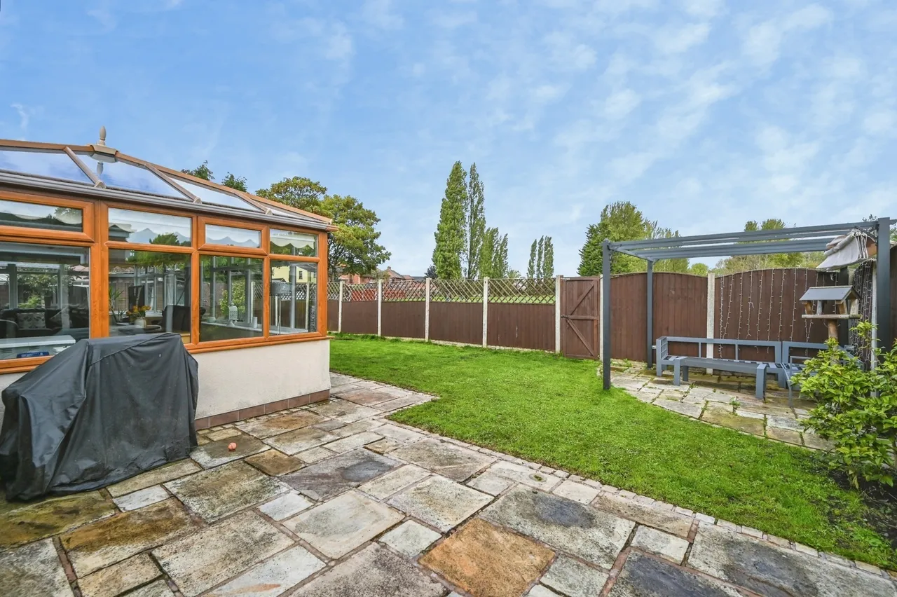 Liverpool Road, Widnes, WA8, photo 22