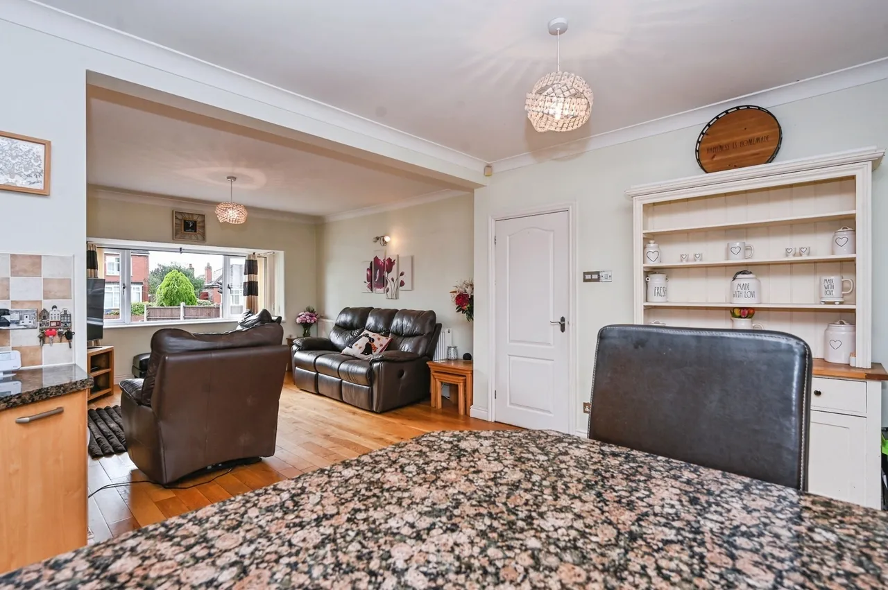 Liverpool Road, Widnes, WA8, photo 6