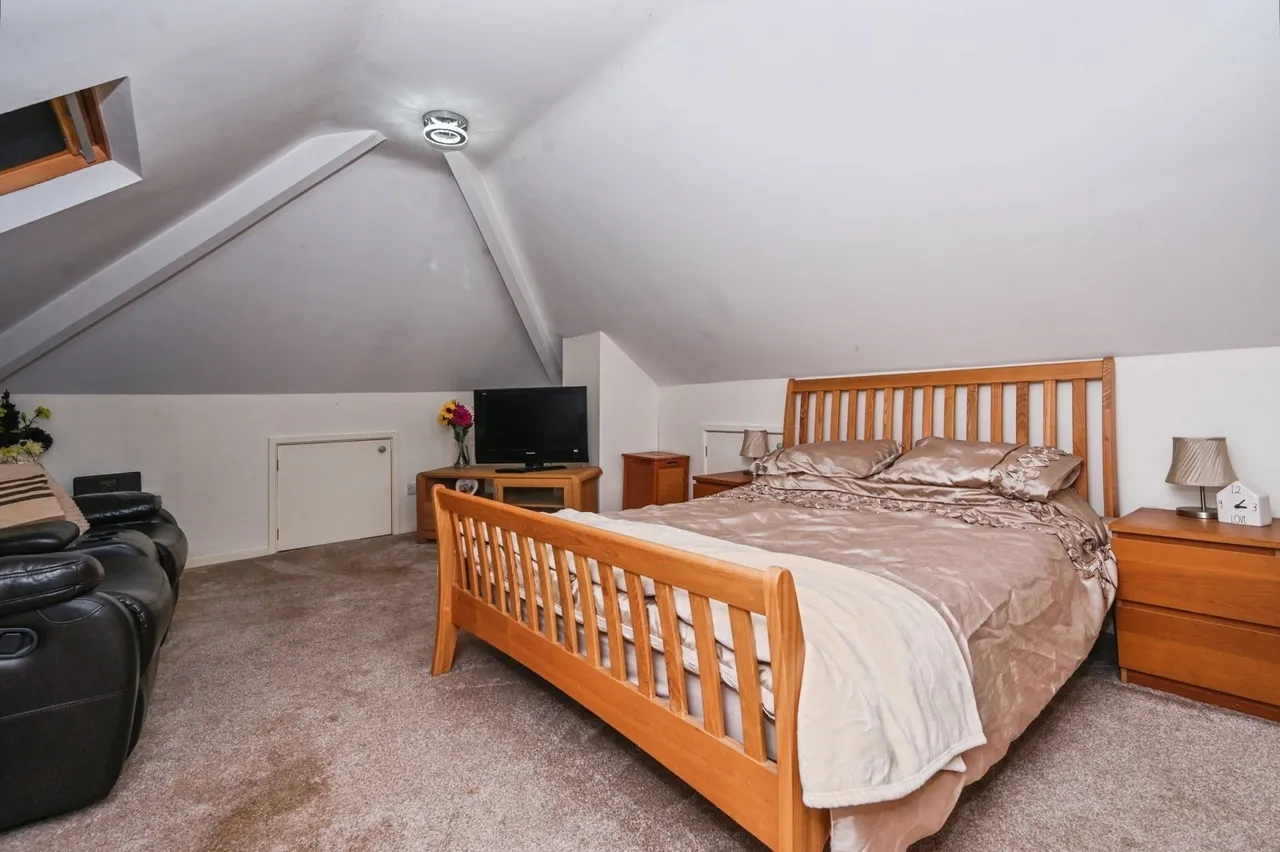 Liverpool Road, Widnes, WA8, photo 18