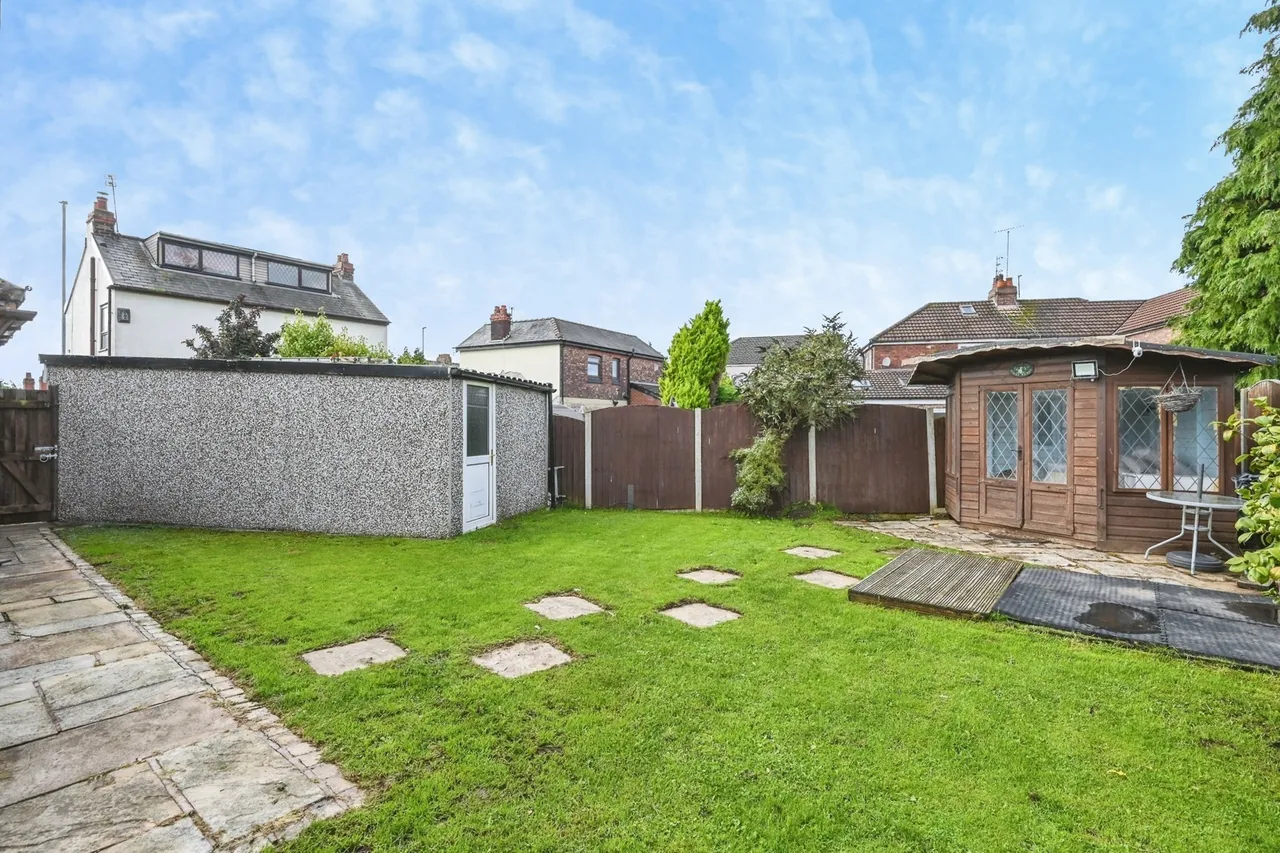 Liverpool Road, Widnes, WA8, photo 23