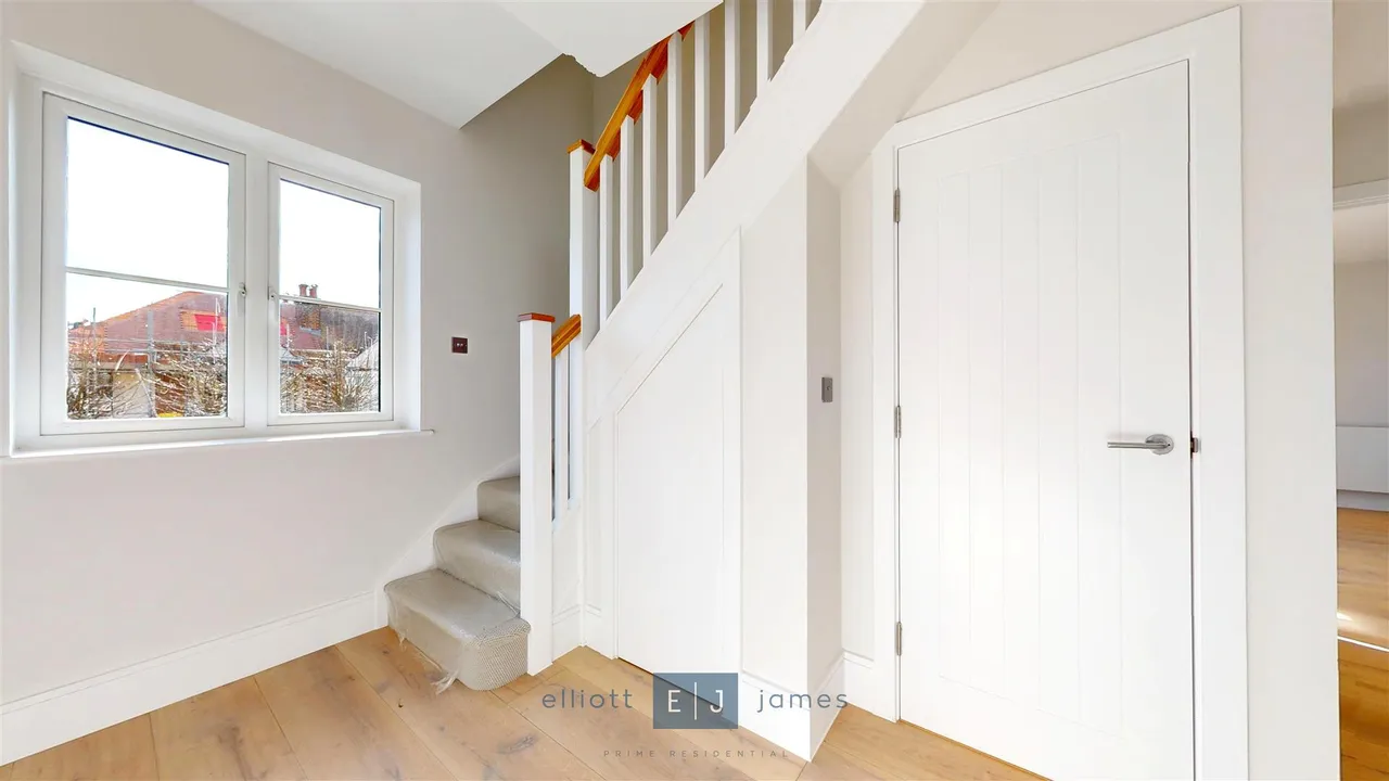 Freya Lodge, Loughton, photo 6