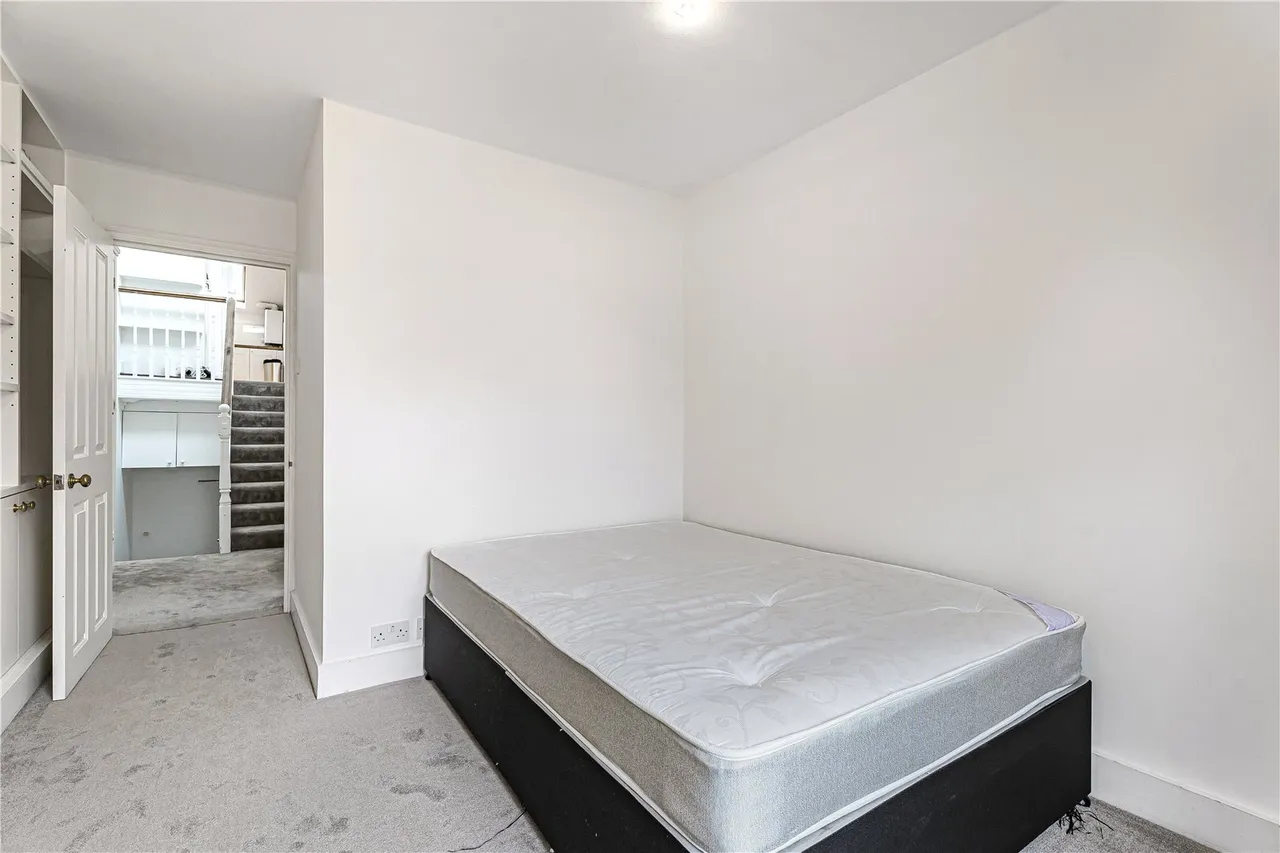 Schubert Road, London, SW15, photo 8