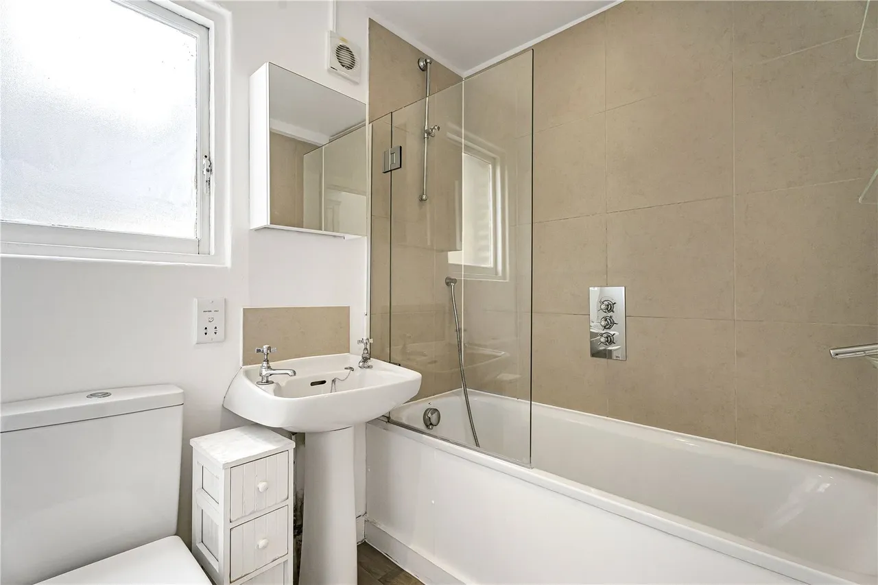 Schubert Road, London, SW15, photo 9