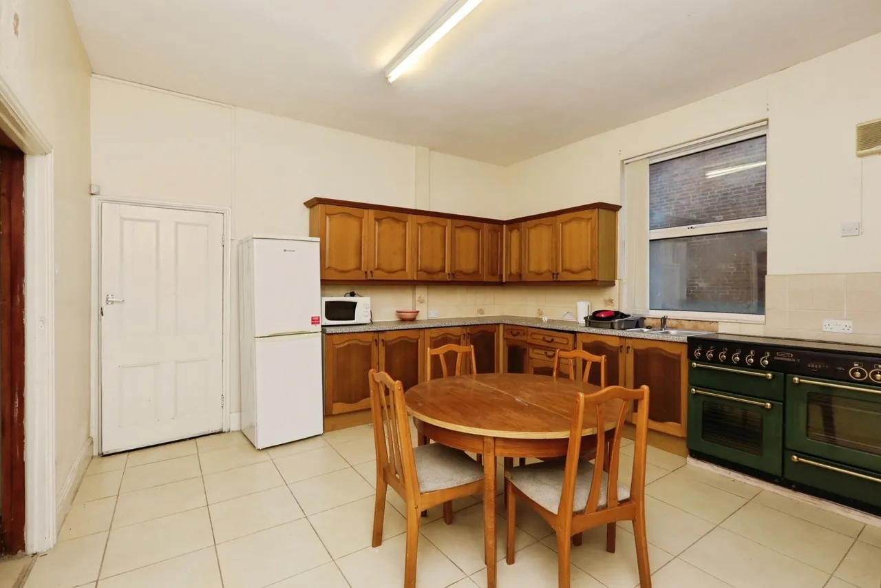 Priory Place, Sheffield, S7, photo 6