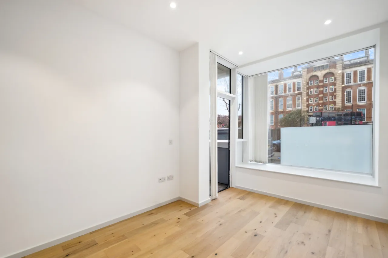 Spectrum Way, London, SW18, photo 5