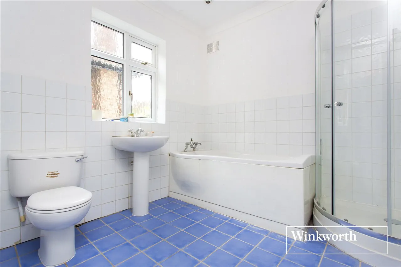 Oakdene Park, Finchley, London, N3, photo 3