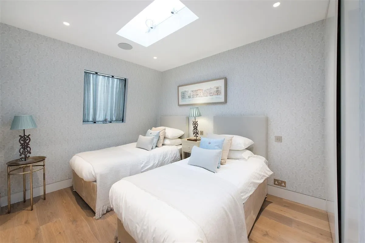 Pavilion Road, Knightsbridge, SW1X, photo 12