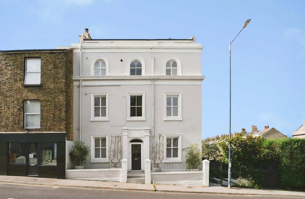 4 bed house to rent, Vale House West Cliff Road, Ramsgate, CT11